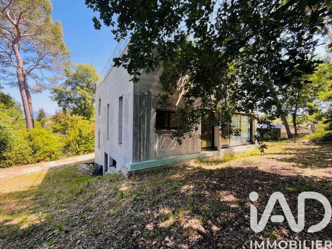 Photo 3 - Maison à VALBONNE