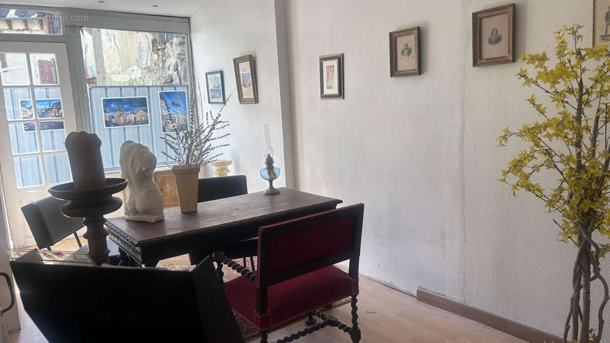 Aveyron : Hôtel particulier du XVIIe siècle à réinventer Potentiel 360 m² - photo 9