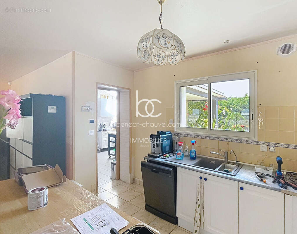 Surzur Maison 174 m² hors lotissement sur grand terrain clos - photo 4
