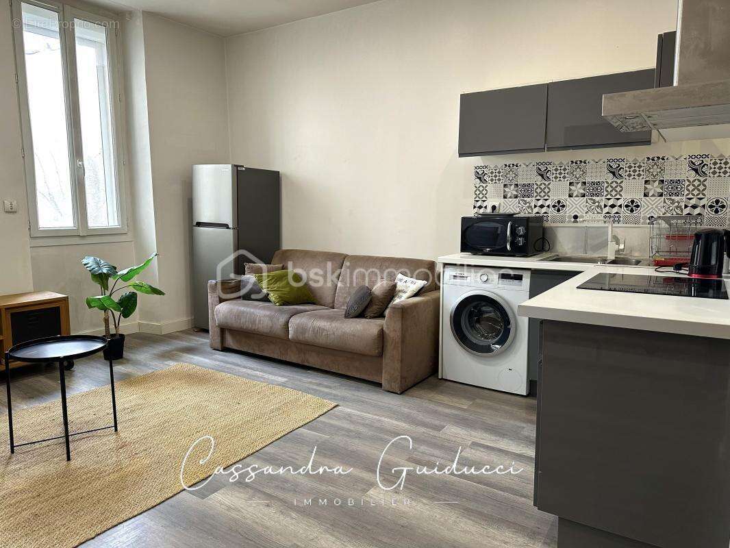Appartement à MARSEILLE-7E