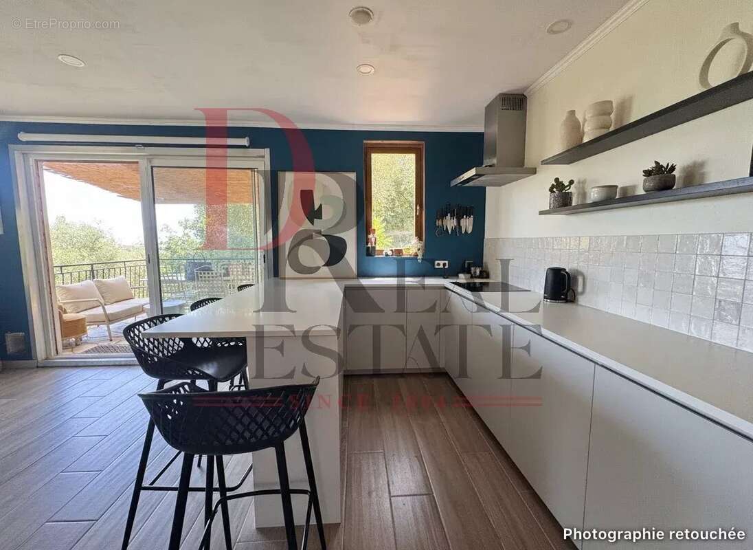 Appartement à CASTELLAR
