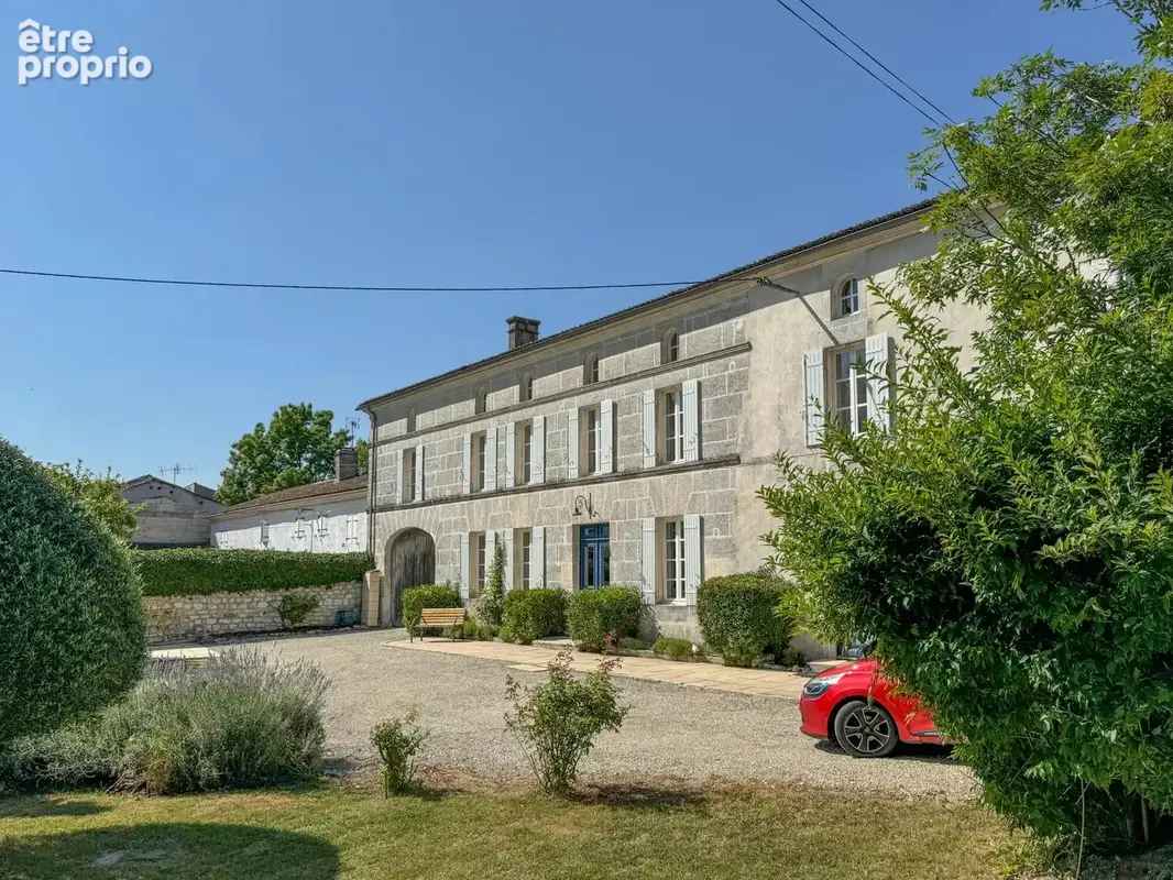 Spacieuse propriété en pierre avec vue - photo 16