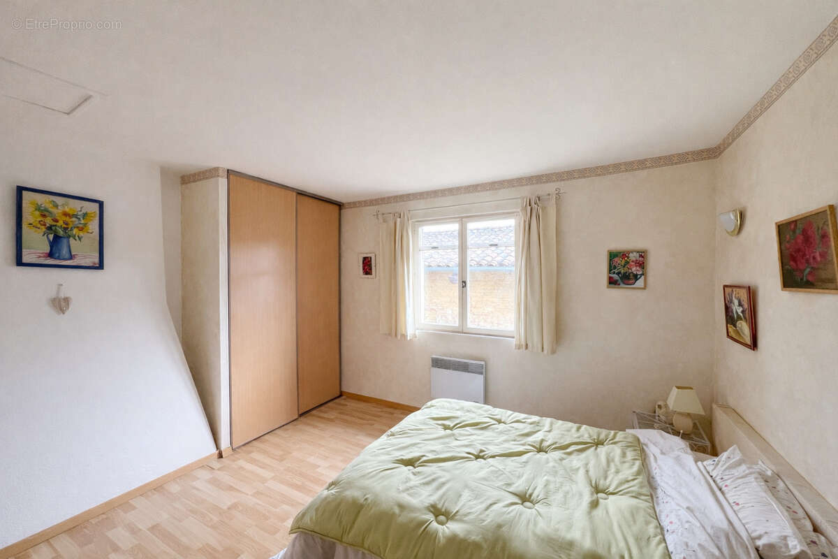 Maison à SAINT-SARDOS