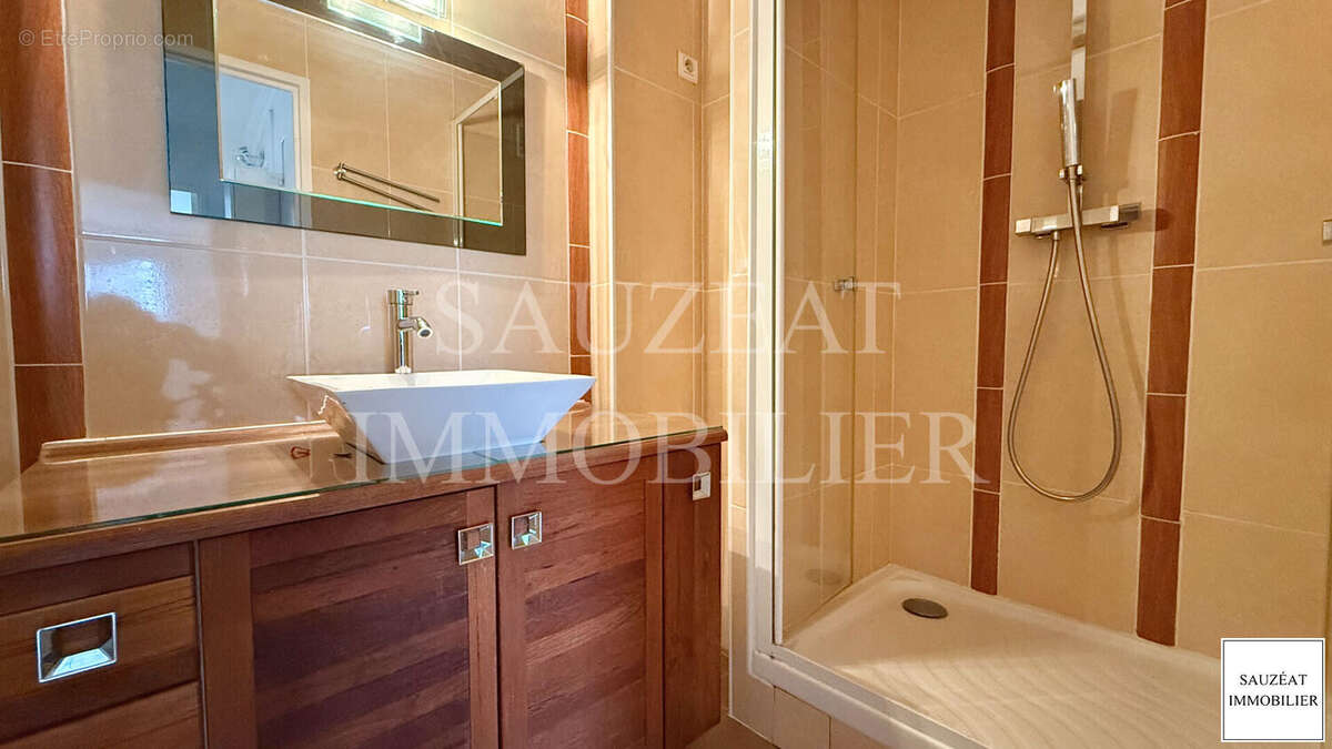 Appartement à BAGNEUX