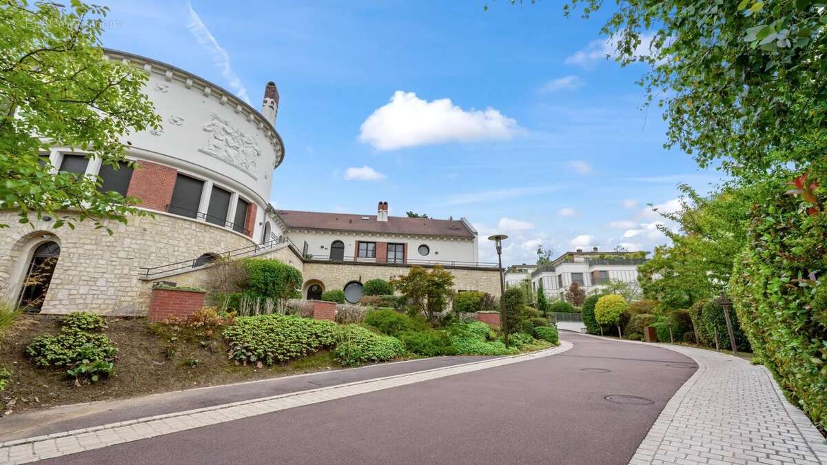 Appartement à GARCHES