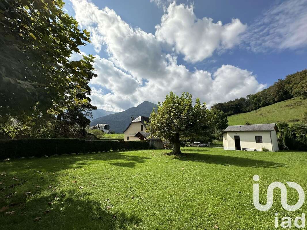 Terrain 1493 m² à Saint-Pe-De-Bigorre  - photo 5