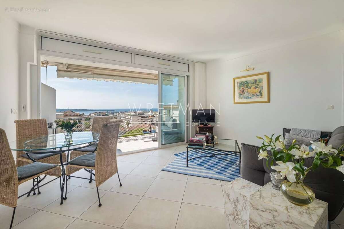 Appartement à CANNES