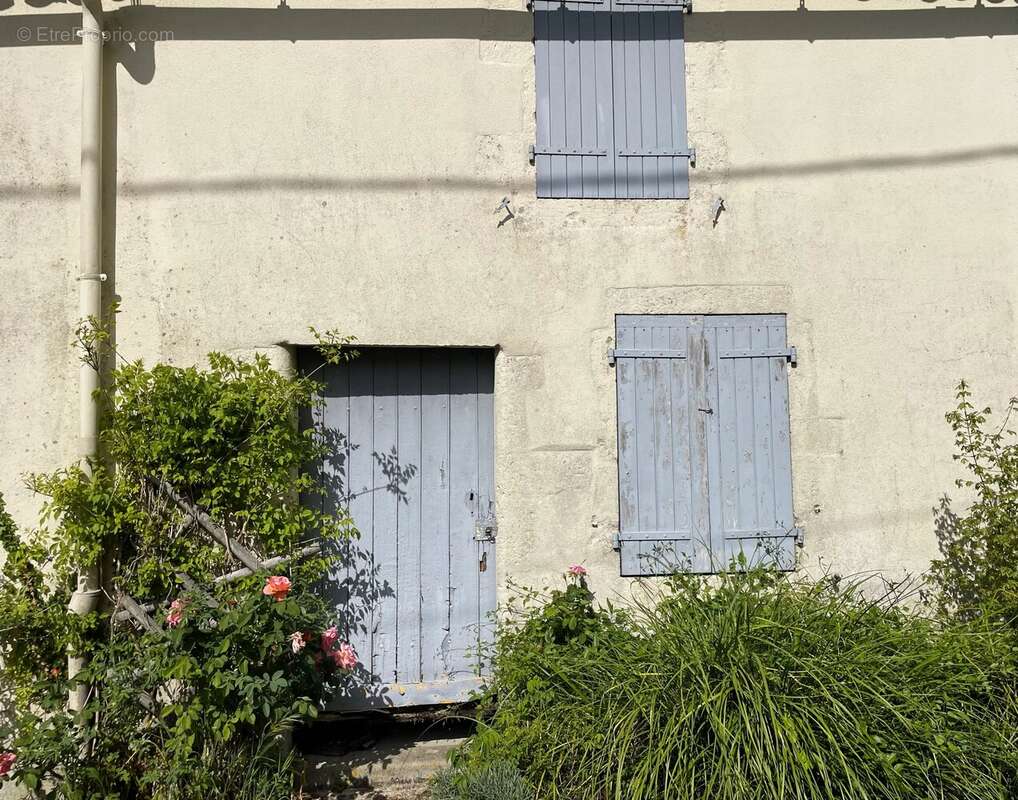 Maison à FONTAINE-CHALENDRAY
