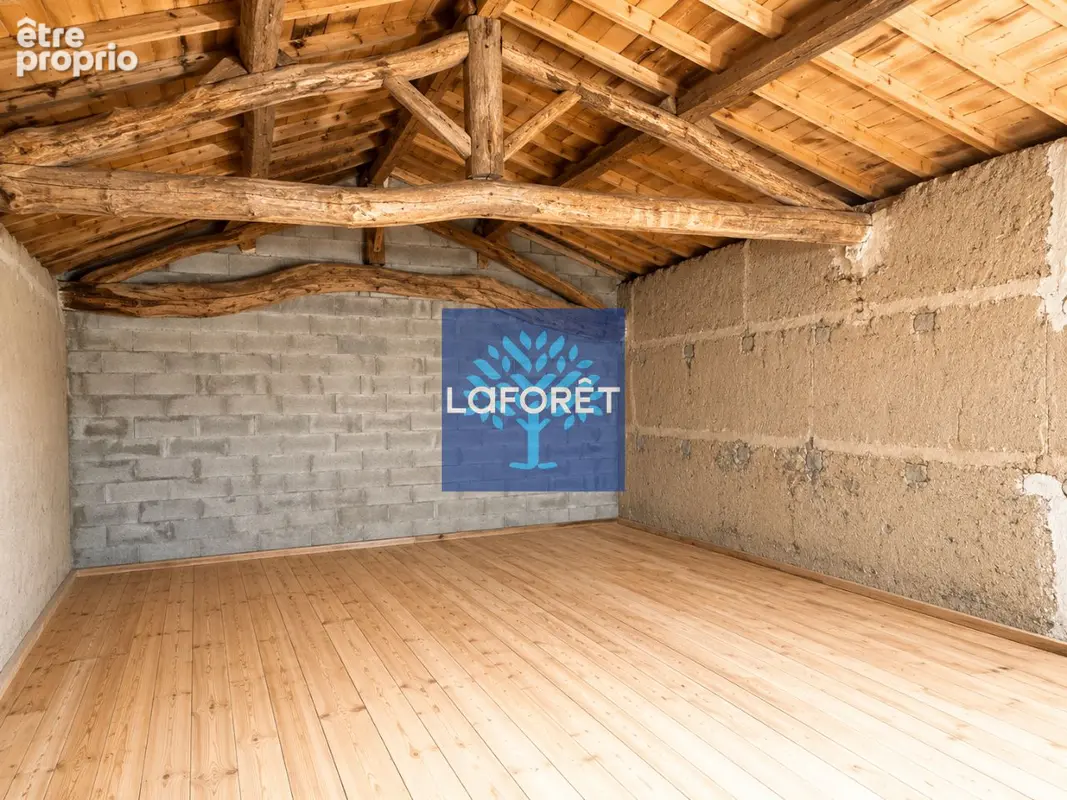 Arthun - Propriété de plus de 160 m² -  9000 m2 de terrain - photo 3