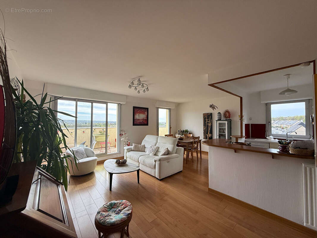 Appartement à LE RELECQ-KERHUON