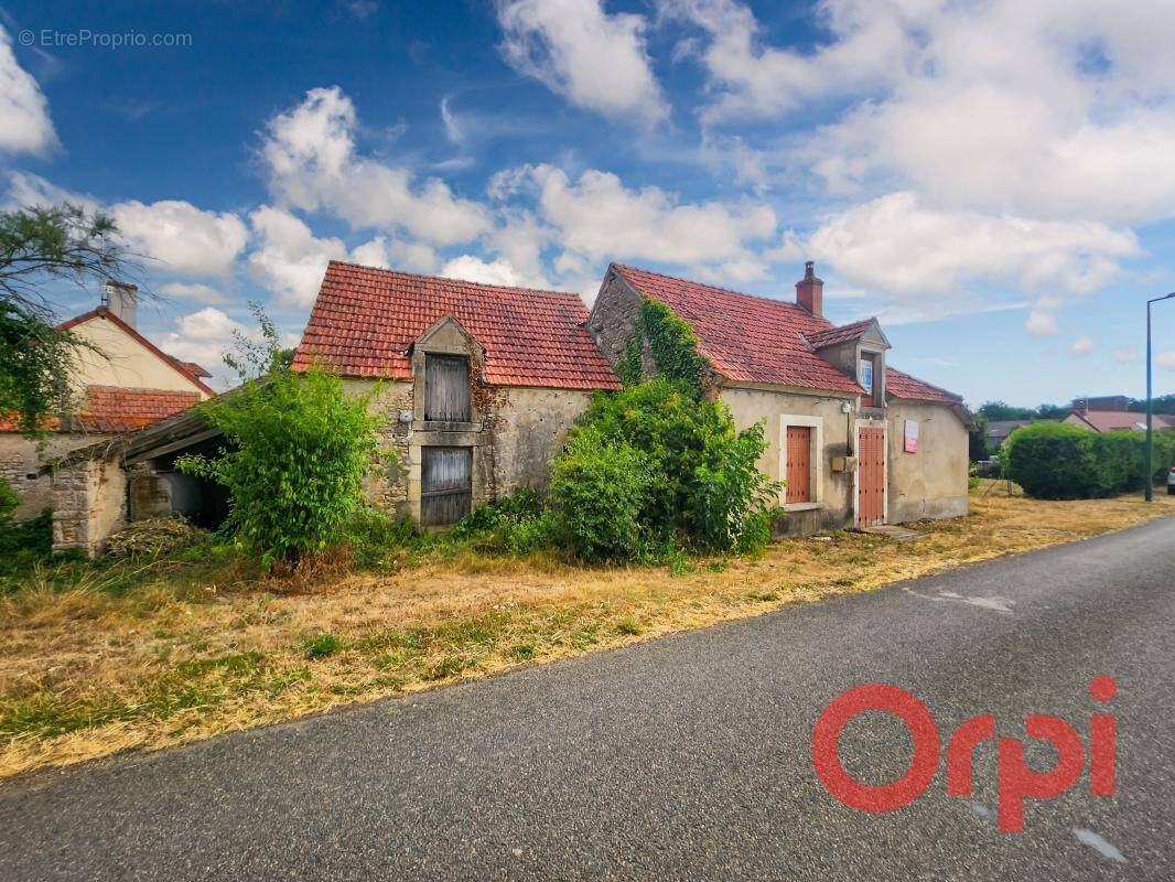 Maison à SAINT-GERMAIN-DES-BOIS