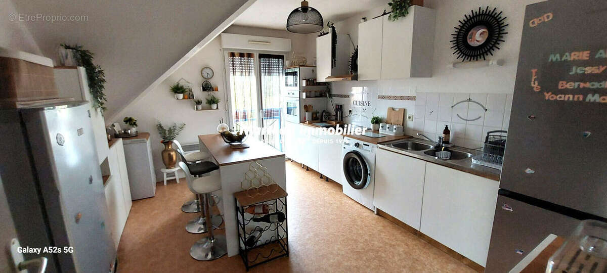 Appartement à COULAINES