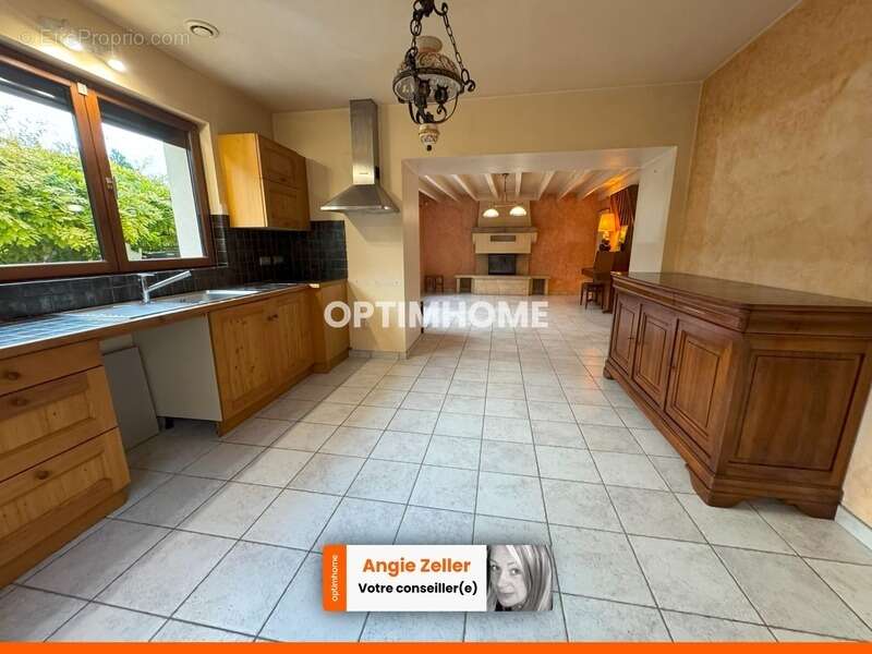 Maison de village - 120 m² - 5 pièces OPTEVOZ (38) - photo 3