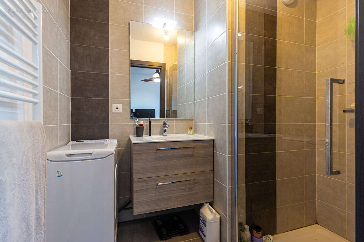 Appartement à GROISY