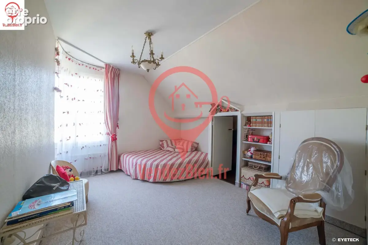 Maison T7 160 m2 sur sous-sol - Terrain de 614 m2 - photo 14