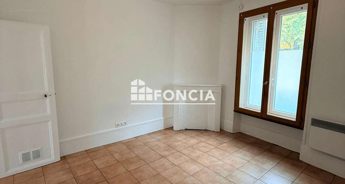 Appartement à LE VESINET