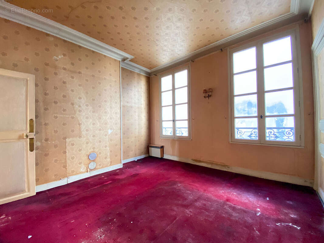 Appartement à PARIS-4E
