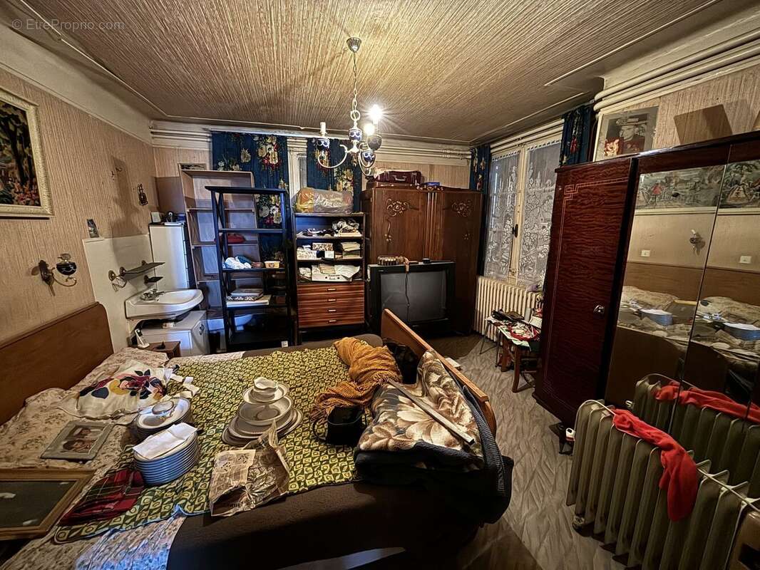 Maison à MOUHET