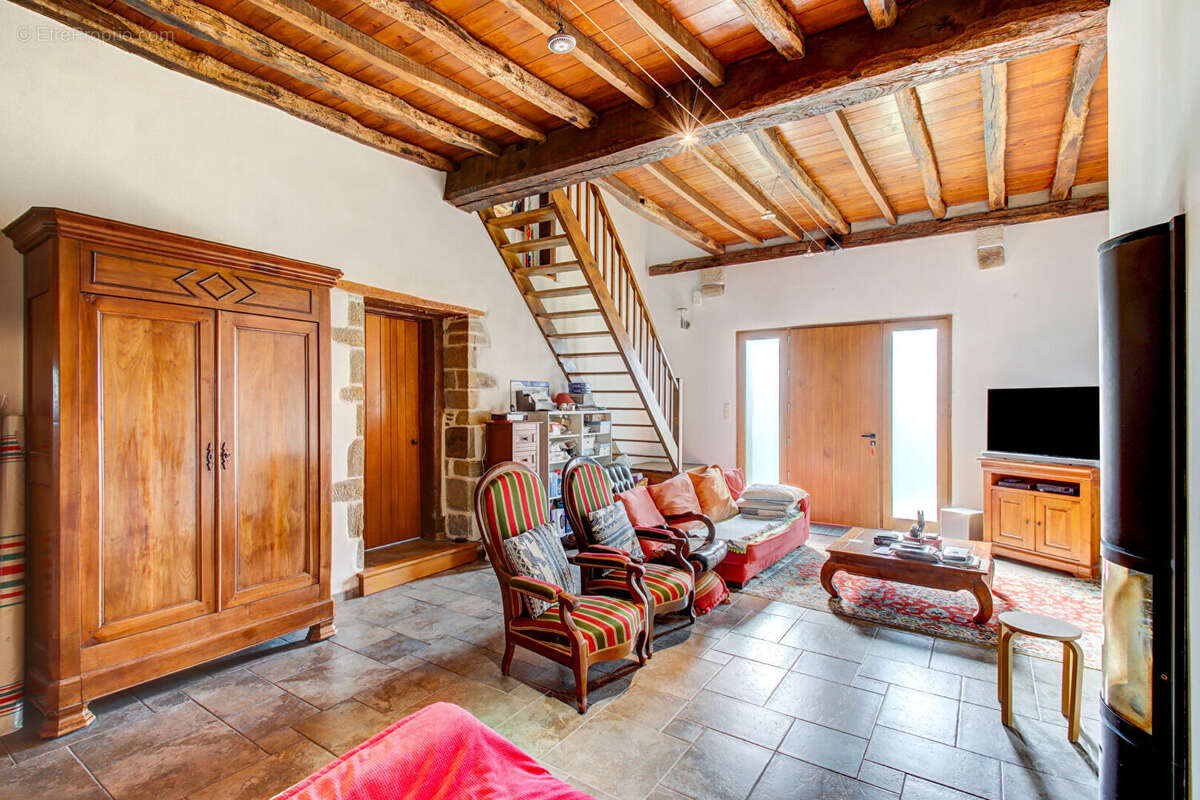 Maison à ARRAUTE-CHARRITTE