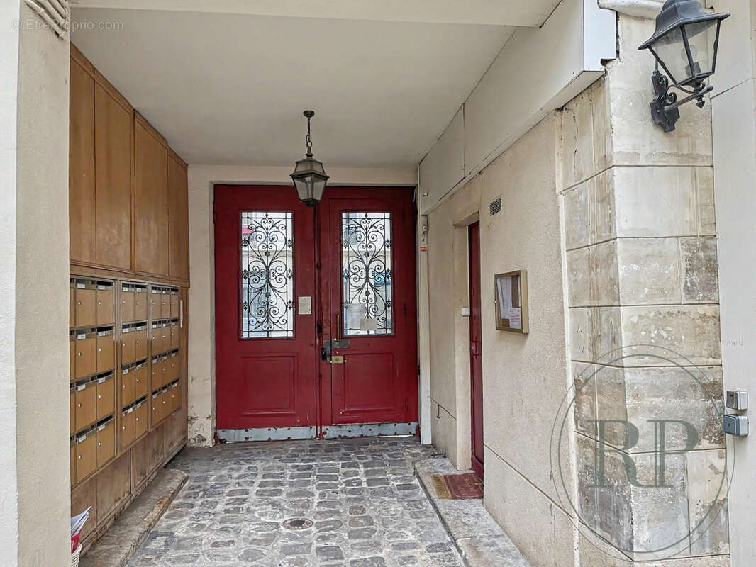 Appartement à PARIS-7E