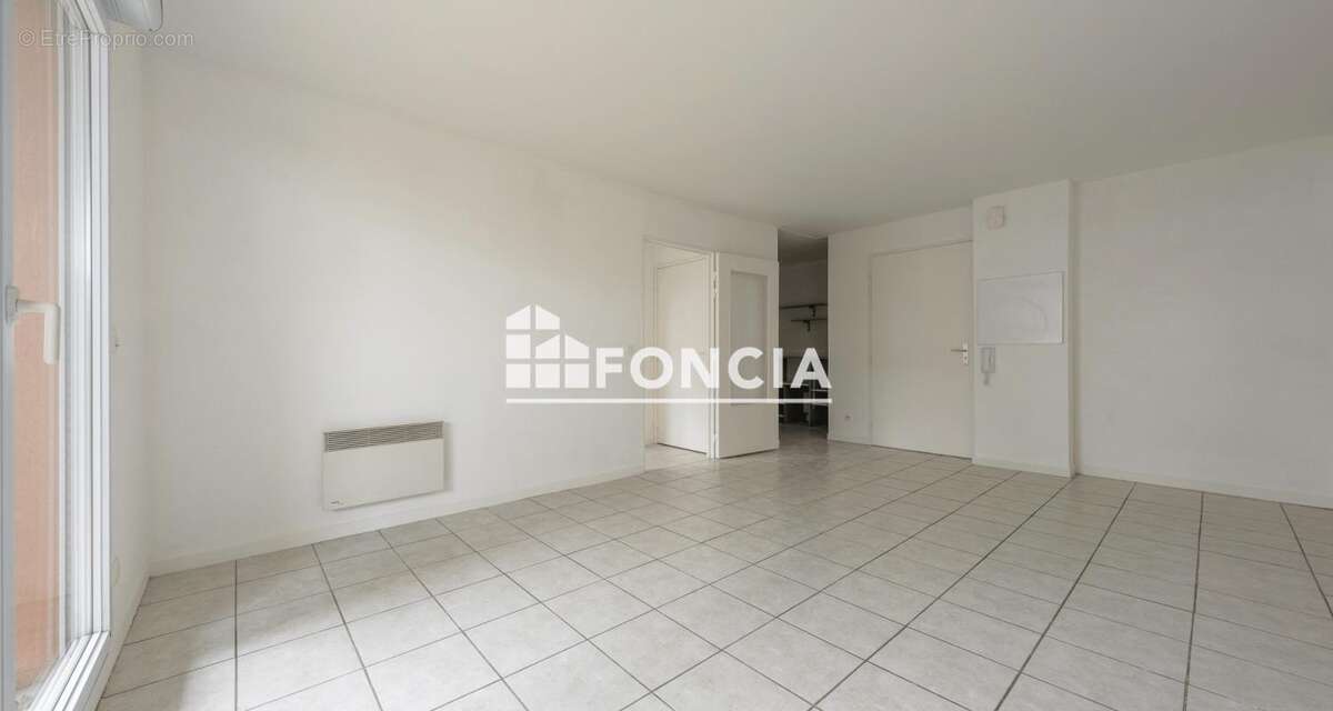 Appartement à VILLENAVE-D'ORNON