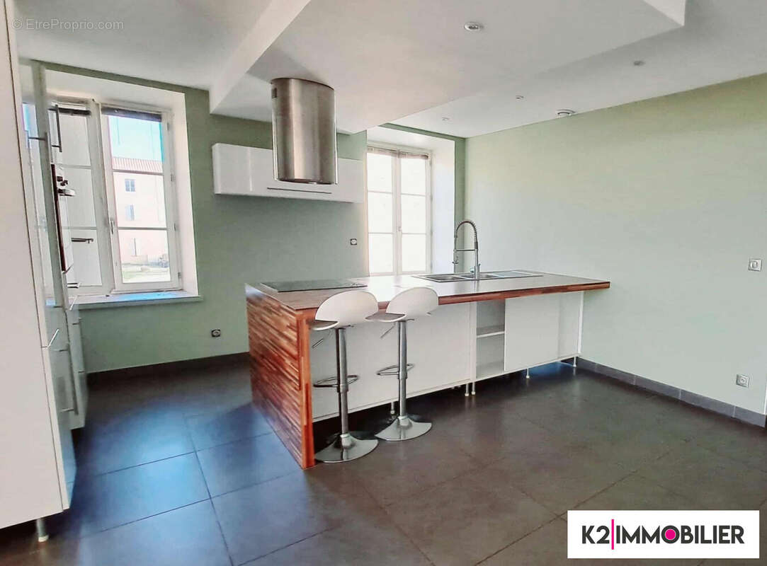 Appartement à MONTBOUCHER-SUR-JABRON