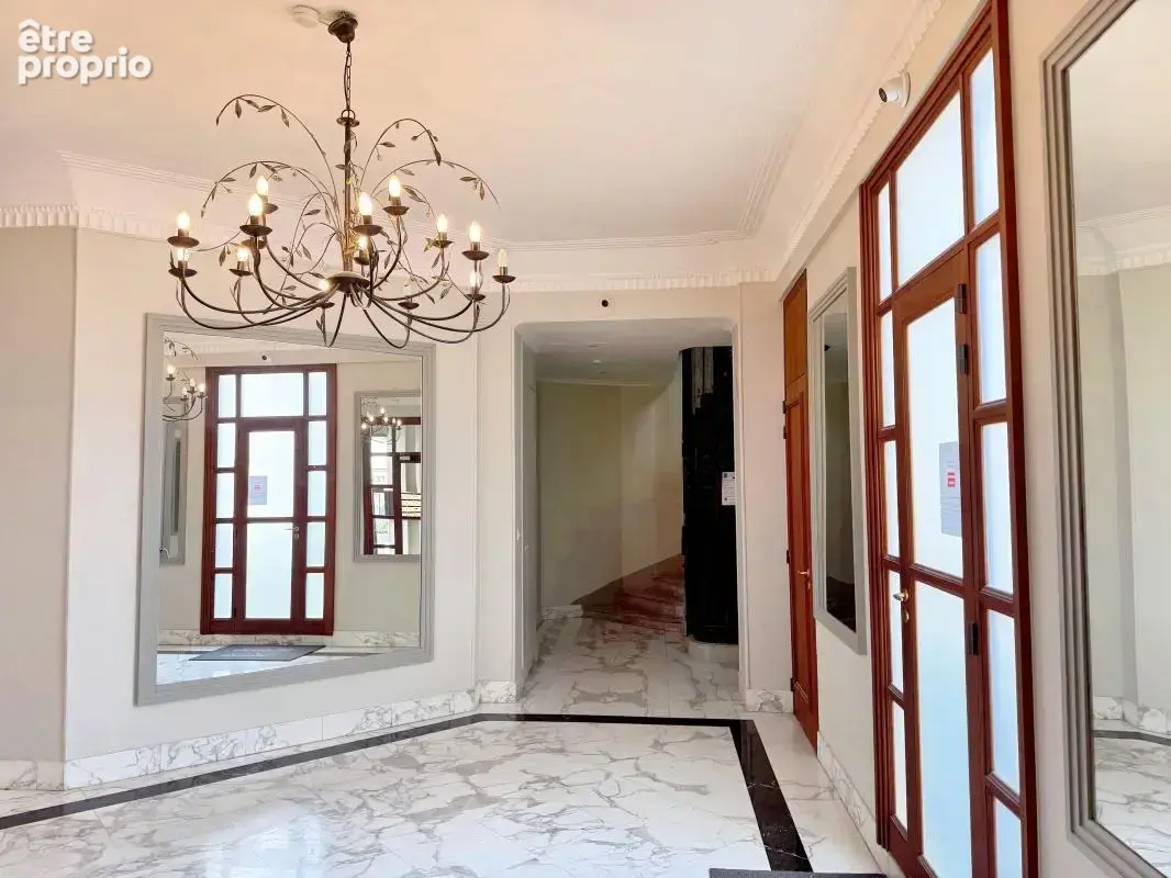  Cannes Carré d'Or — 2 pièces 38 m² traversant, face Croisette - photo 3