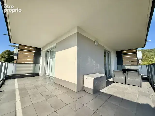Exclusivité, T3 66m2 avec terrasse 25m2 et un grand garage à Divonne les Bains 01220 - photo 2