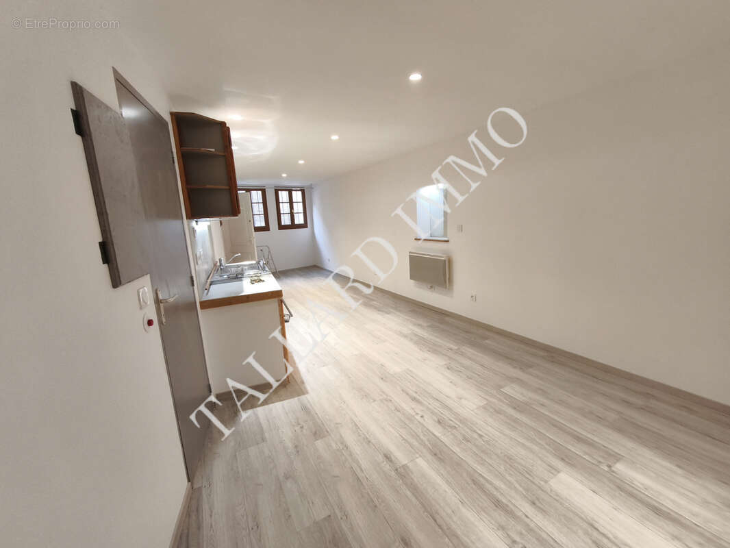 Appartement à TALLARD