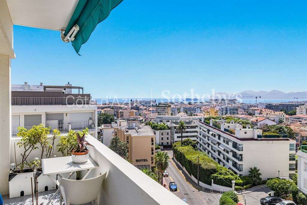 Penthouse duplex avec terrasse de 69 m² et vue mer panoramique à Cannes Montfleury - photo 12