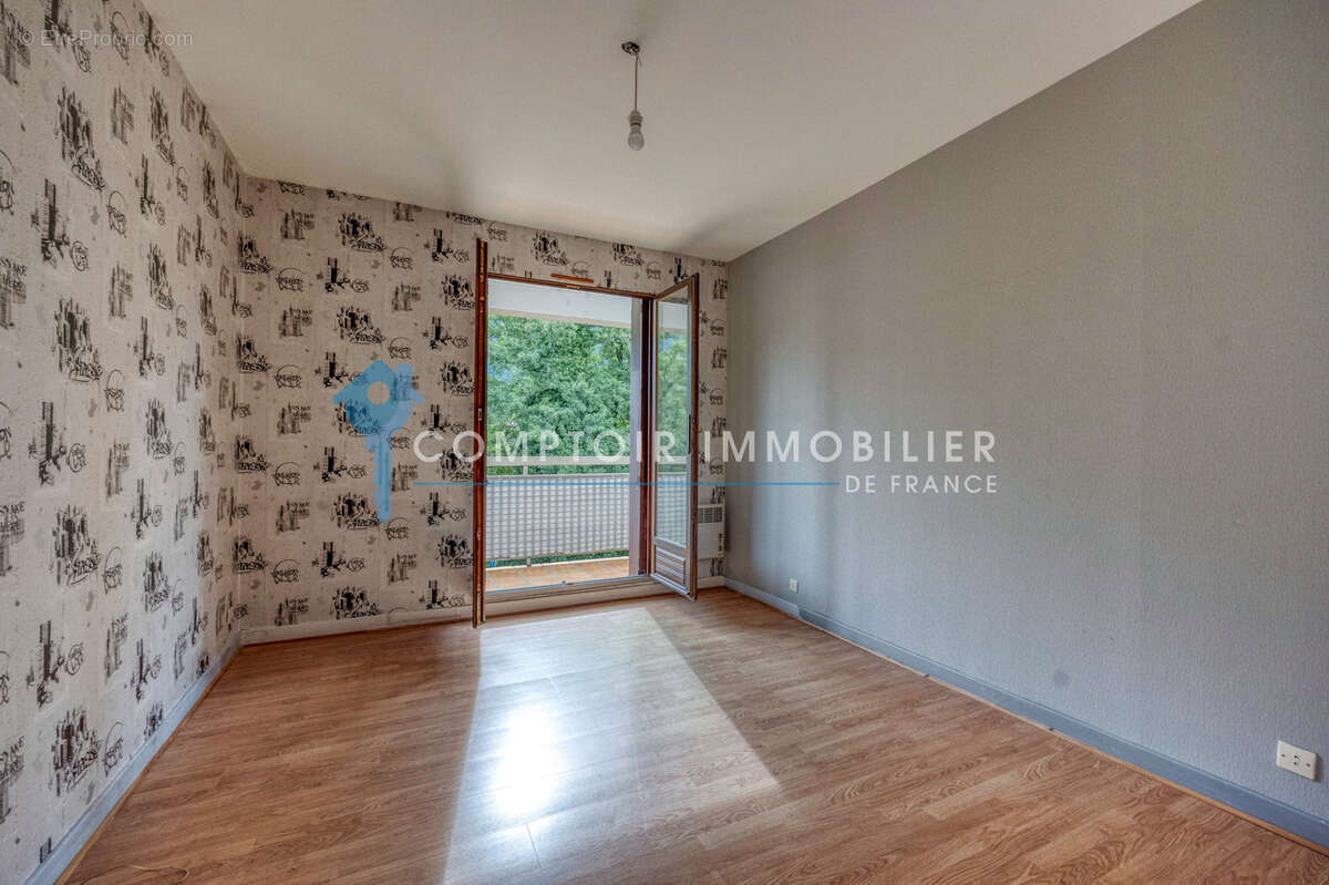 Appartement à VIZILLE
