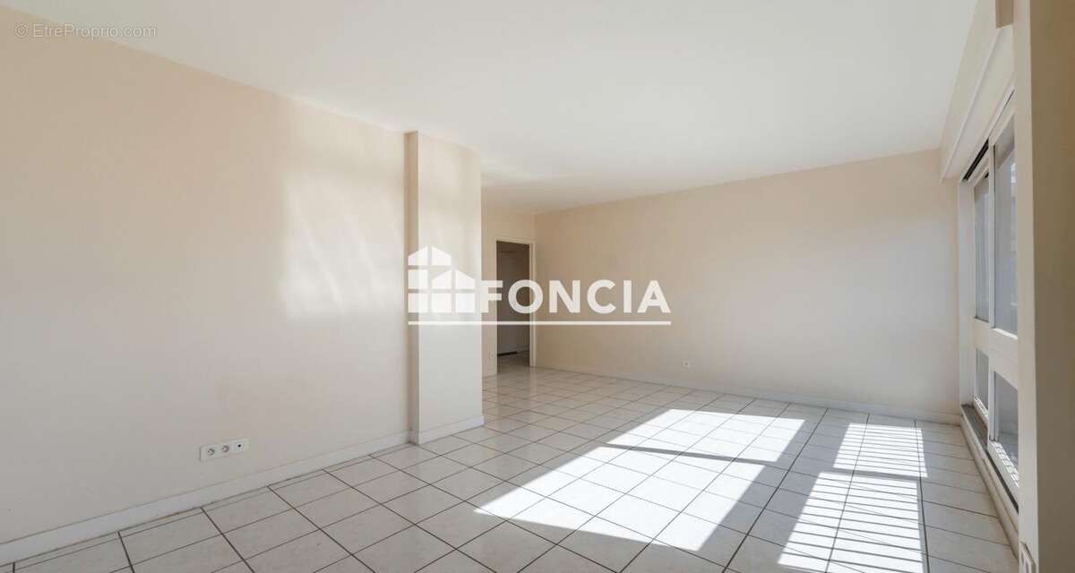 Appartement à LE CHESNAY