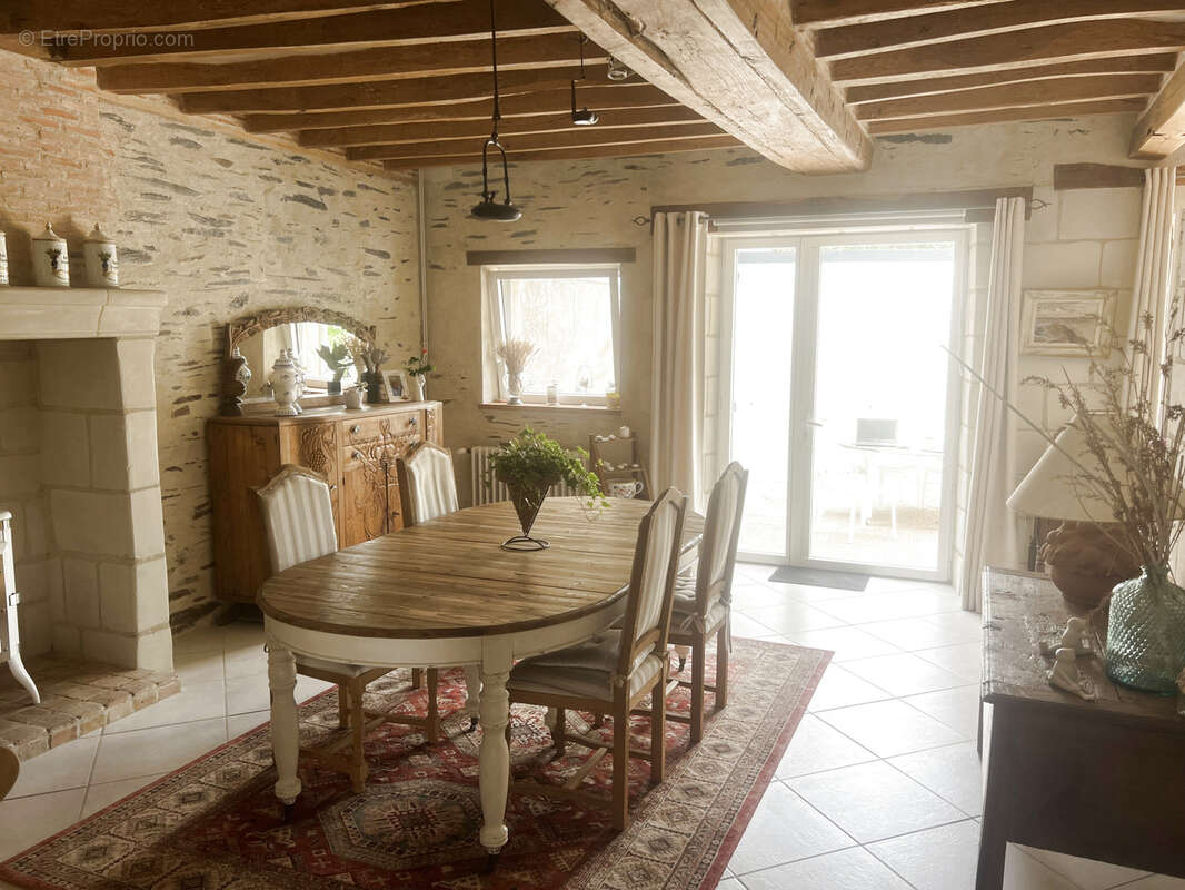 Maison à LES PONTS-DE-CE