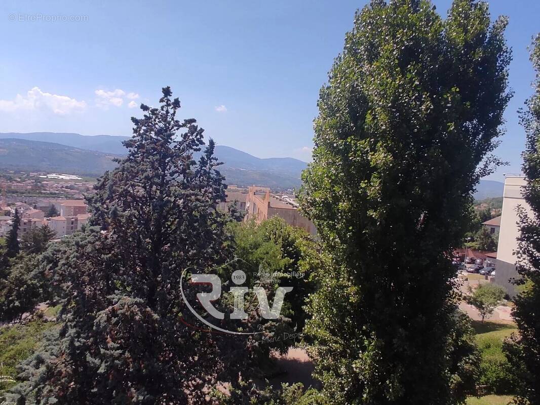 Appartement à LE PEAGE-DE-ROUSSILLON
