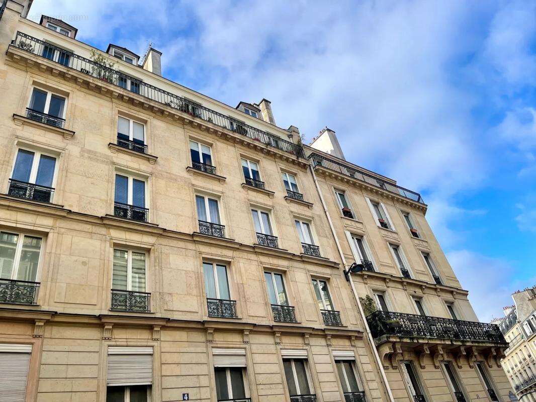 Appartement à PARIS-5E
