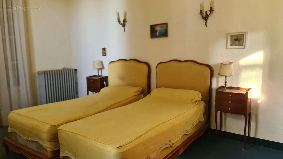 Maison à COURNONSEC