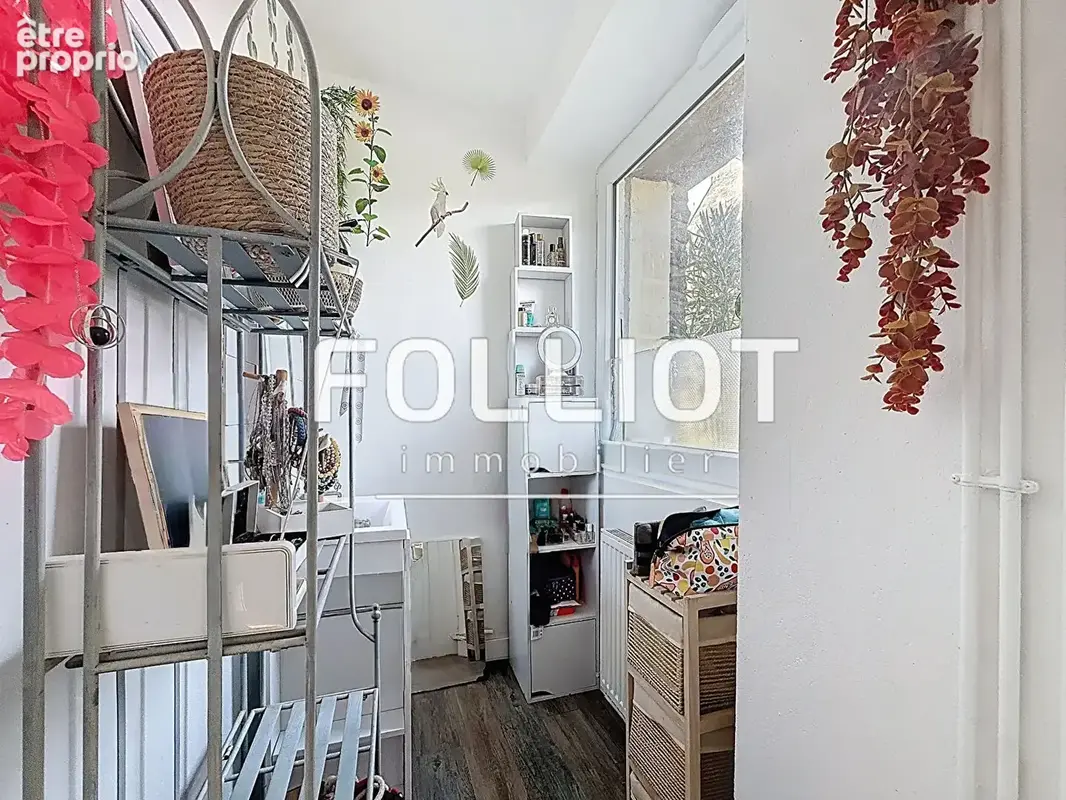 A Vendre Maison en pierres à Port-bail-sur-mer avec autonomie de plain pied et jardin bien exposé! - photo 13