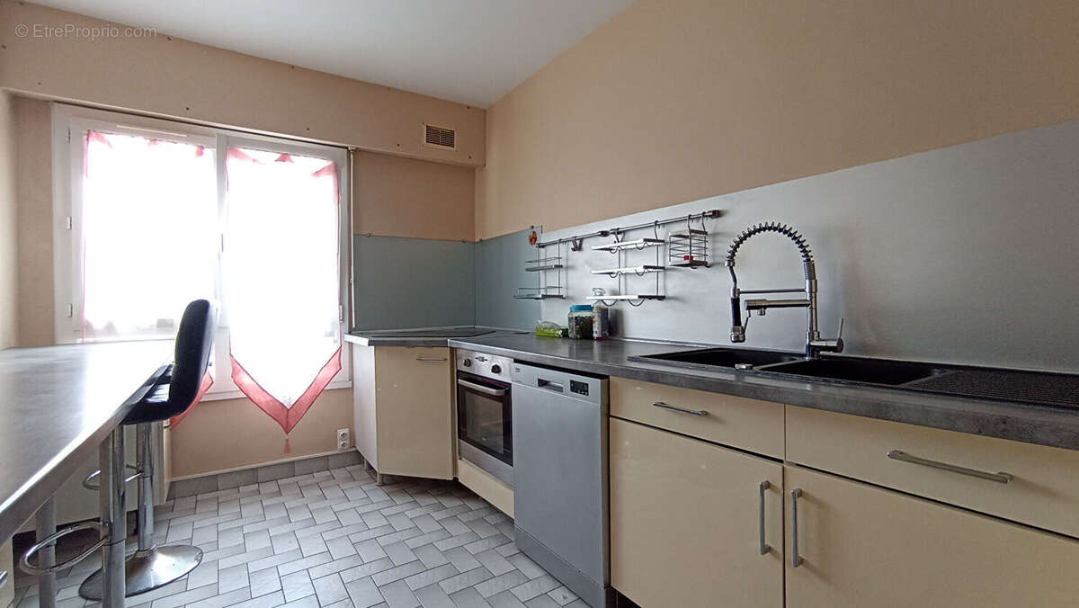 Appartement renove ascenseur et 3 chambres - photo 2