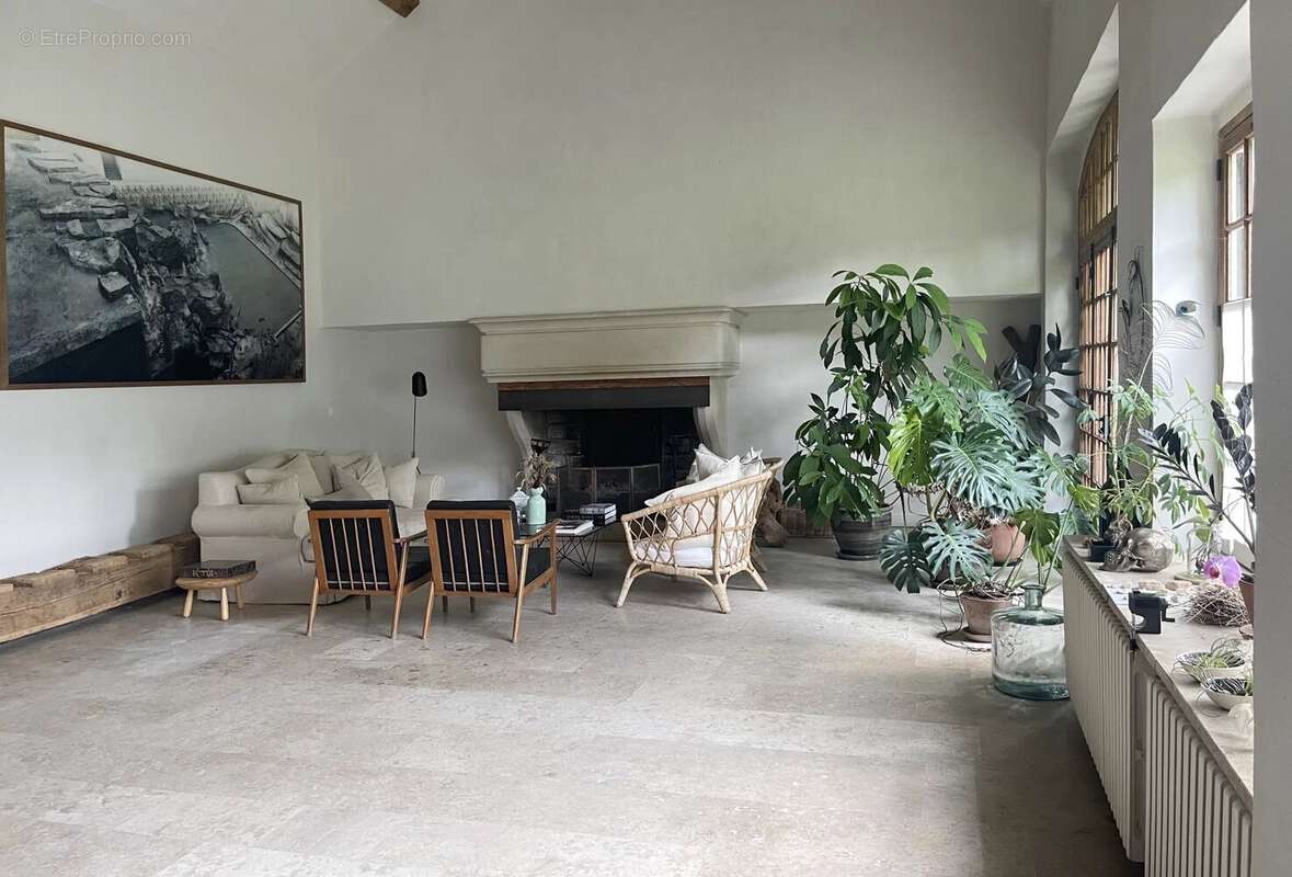 Maison à FONTAINEBLEAU