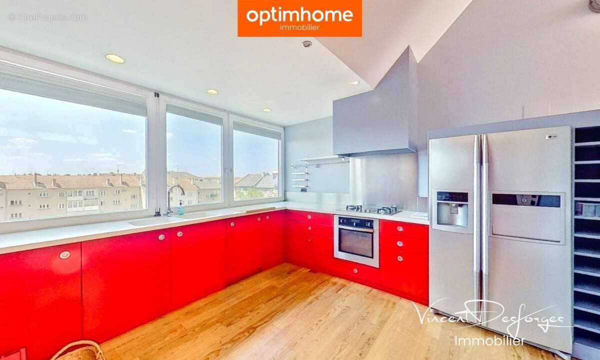 Thionville centre - Lumière, volumes et design – Duplex d’architecte au dernier étage - photo 4