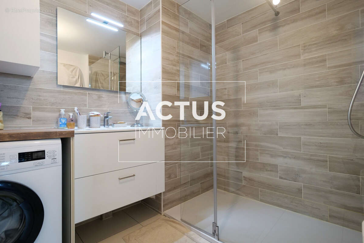 Appartement à SALON-DE-PROVENCE