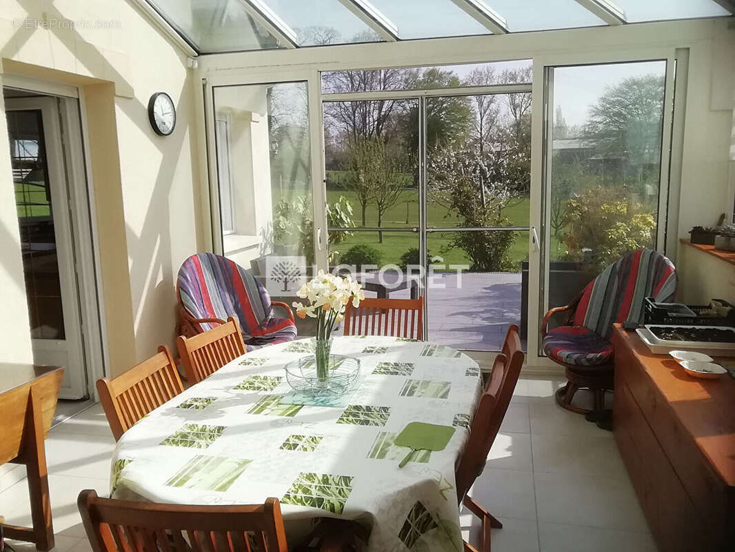 Maison à NUNCQ-HAUTECOTE