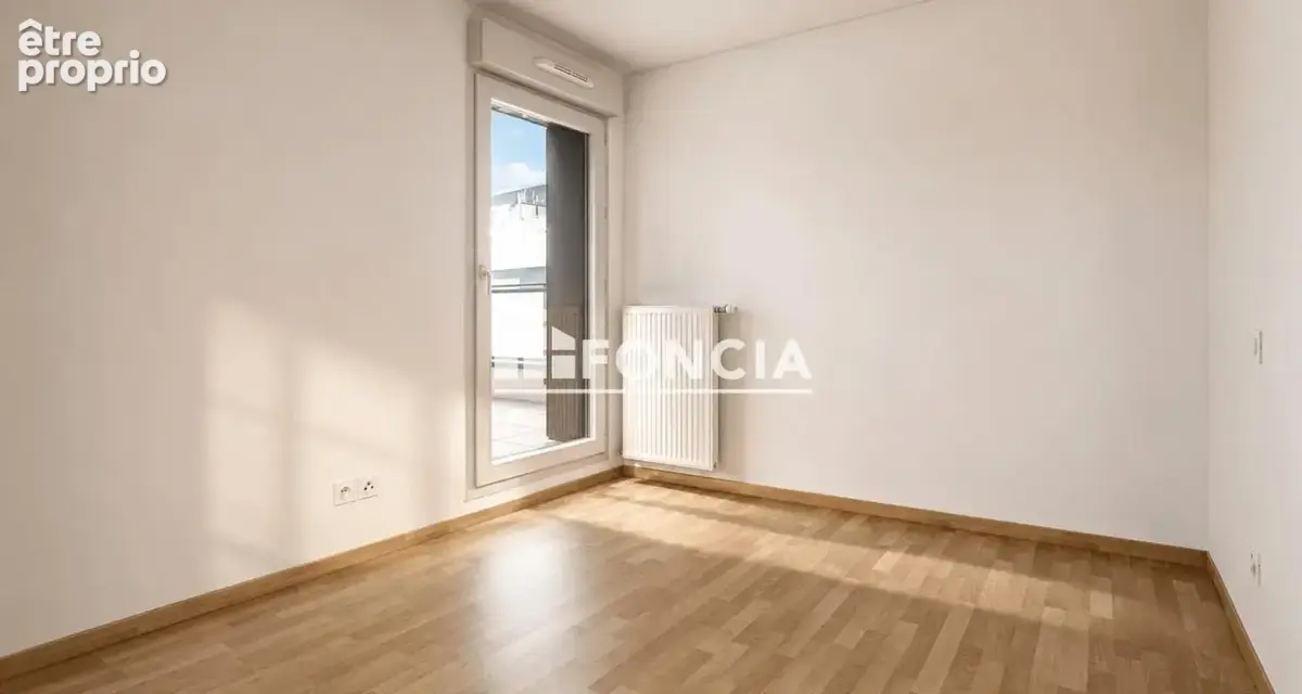 Appartement T3  65 m²  264 000 € - photo 4