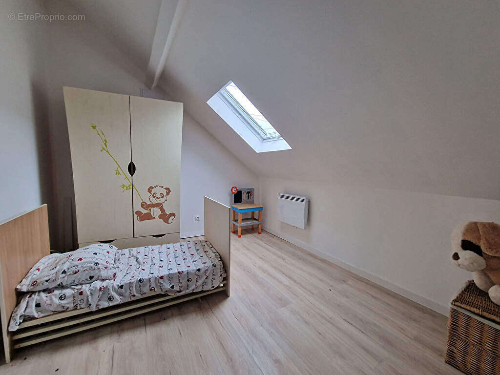 Jolie maison de 100m² sur un sous-sol total, avec jardin à LIMAY - photo 7