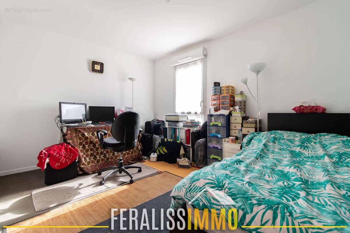 Maison à JOUY-LE-MOUTIER