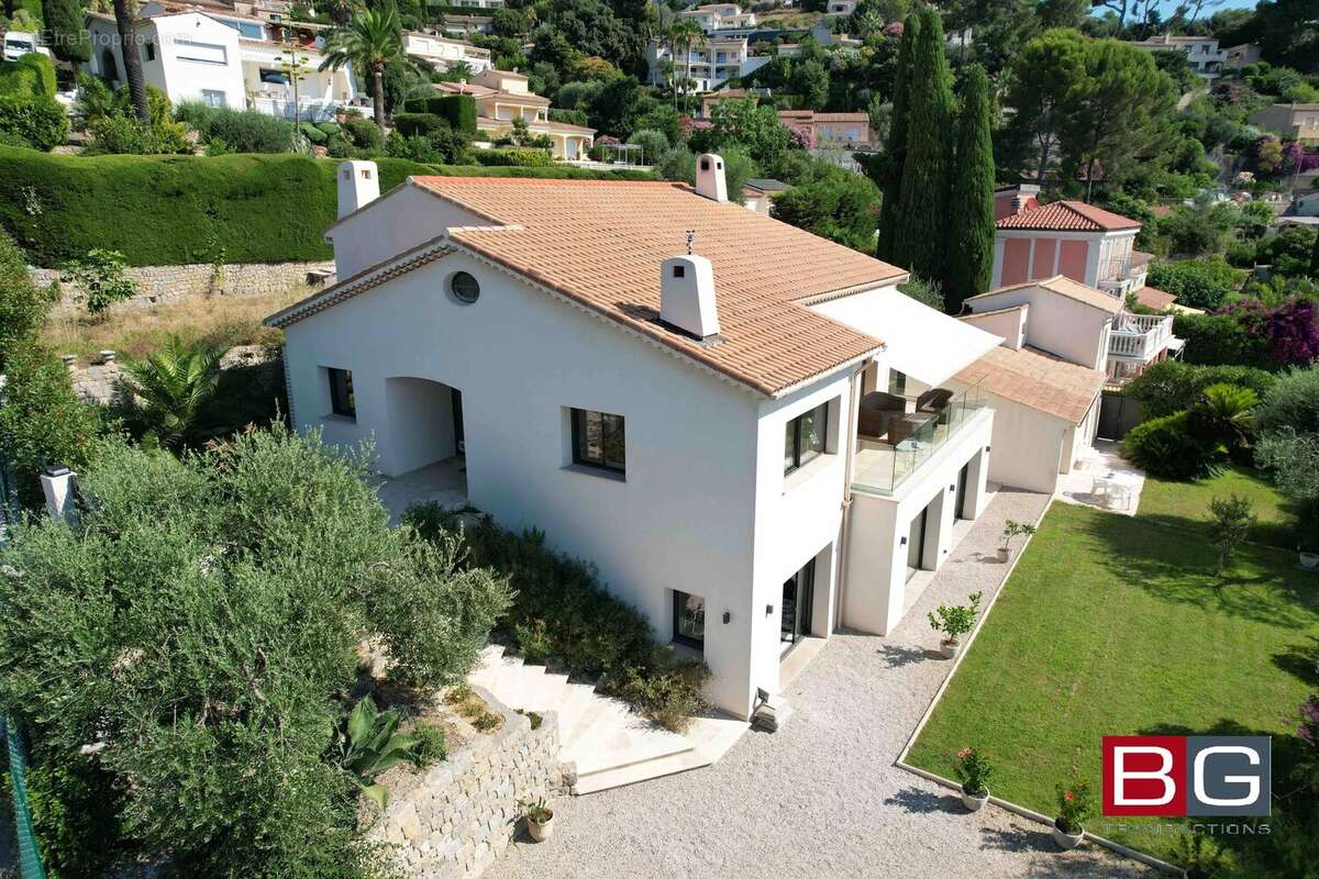 Maison à VALLAURIS