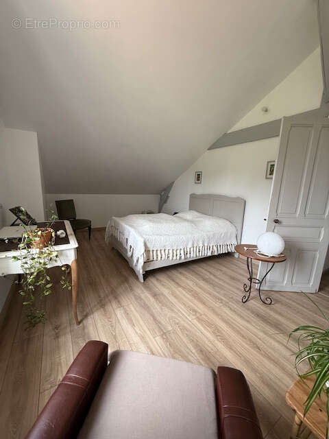 Maison à BONNES