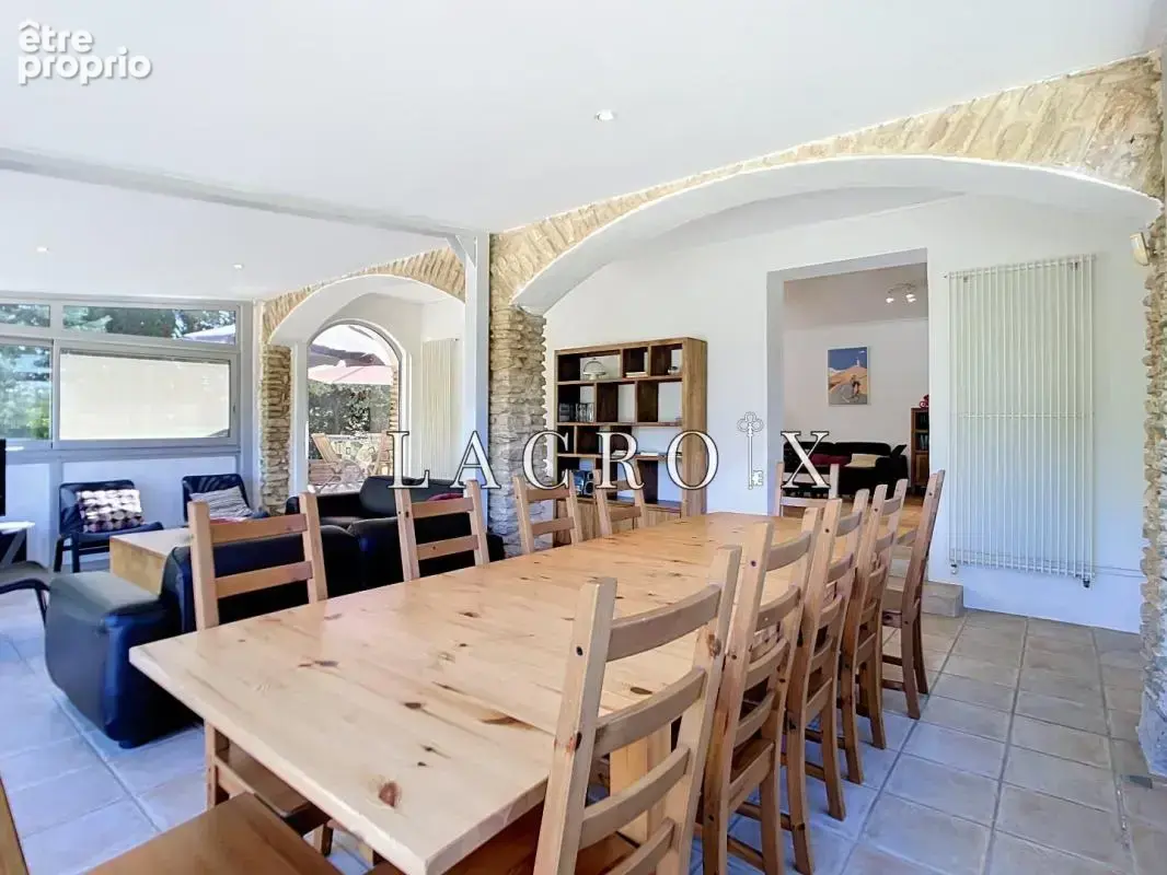 Maison 6 pièces 177 m² à vendre à Bedoin (84410) - photo 9