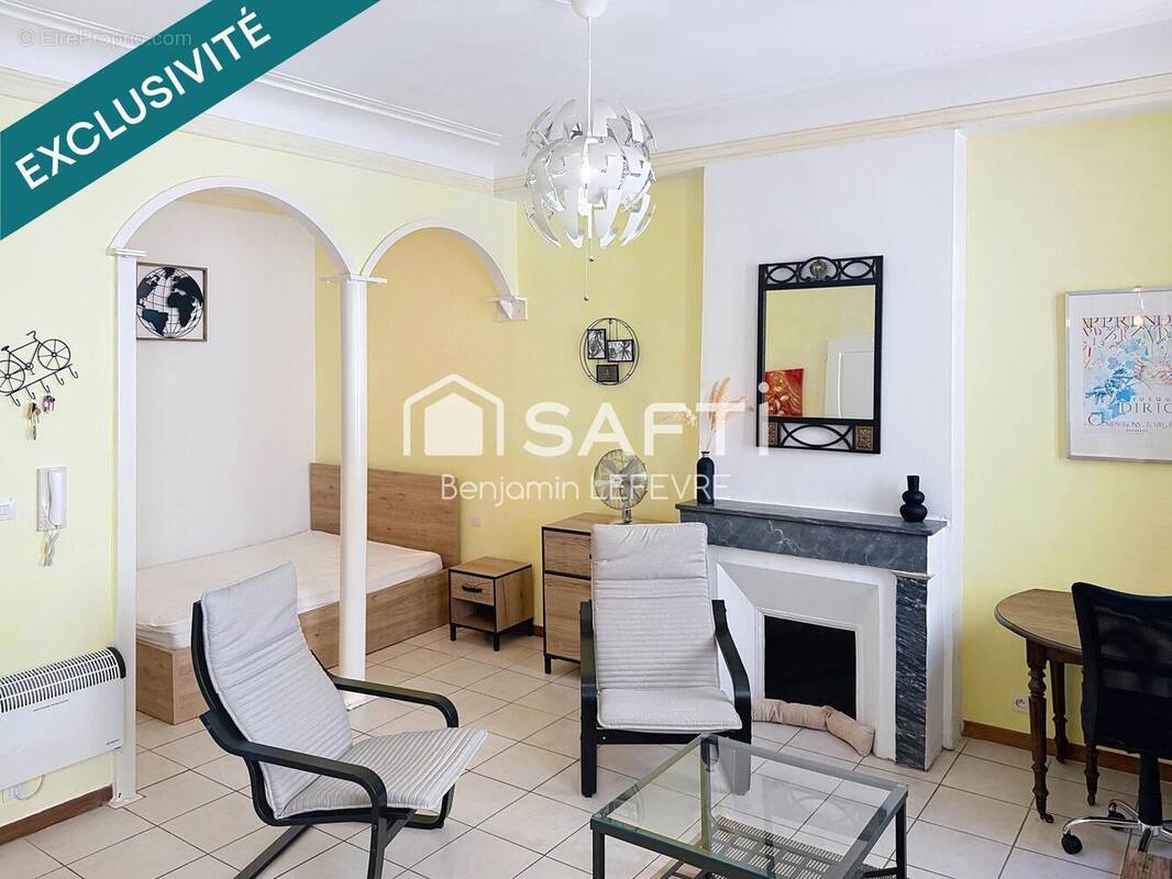 Photo 1 - Appartement à MARSEILLE-1E