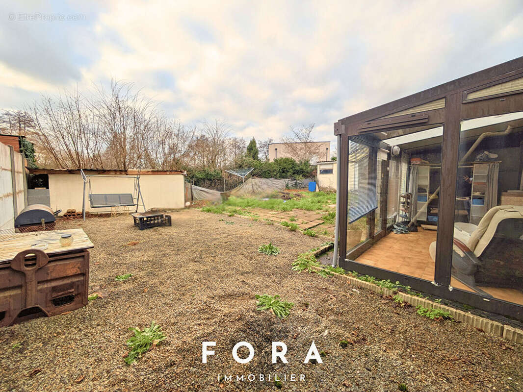 Maison à LA SELLE-LA-FORGE